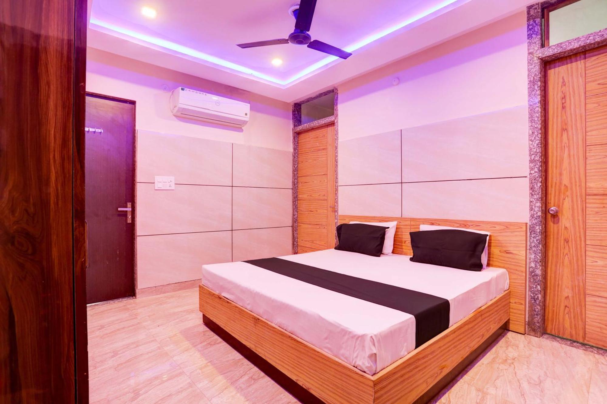 Hotel O 7 Lucknow Ngoại thất bức ảnh